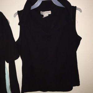 Black short sleeve v neck shirt